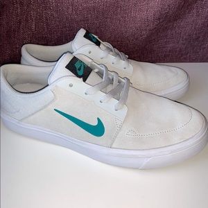Unisex Nike Skate